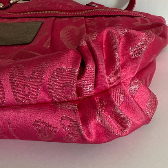 Coach Poppy Storypatch Limited Edition Hot Pink Tote - Picture 8 of 16
